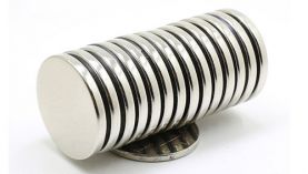 「聚盛」專注生產(chǎn)耐高溫磁鐵-廠家工藝成熟！