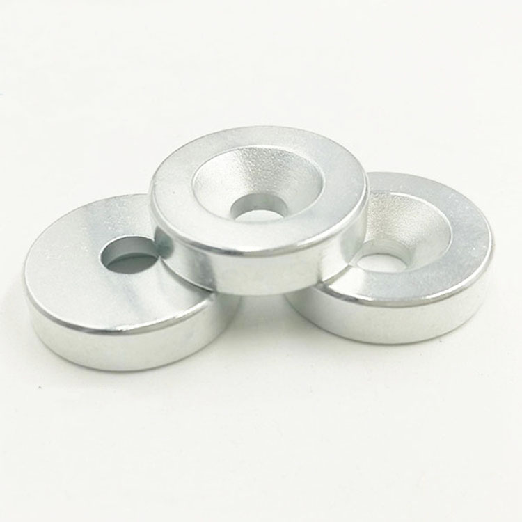 釹鐵硼強(qiáng)磁鐵廠家