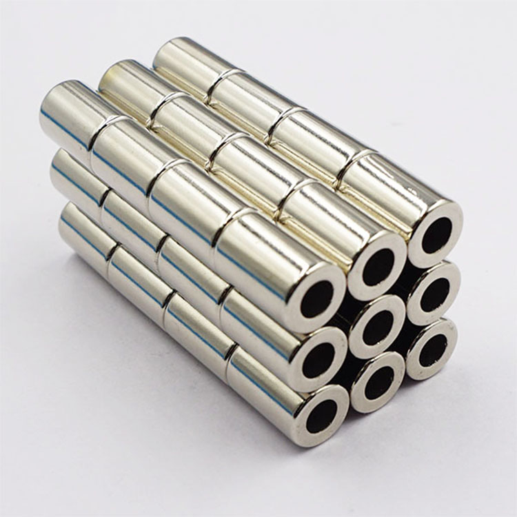 強力磁鐵
