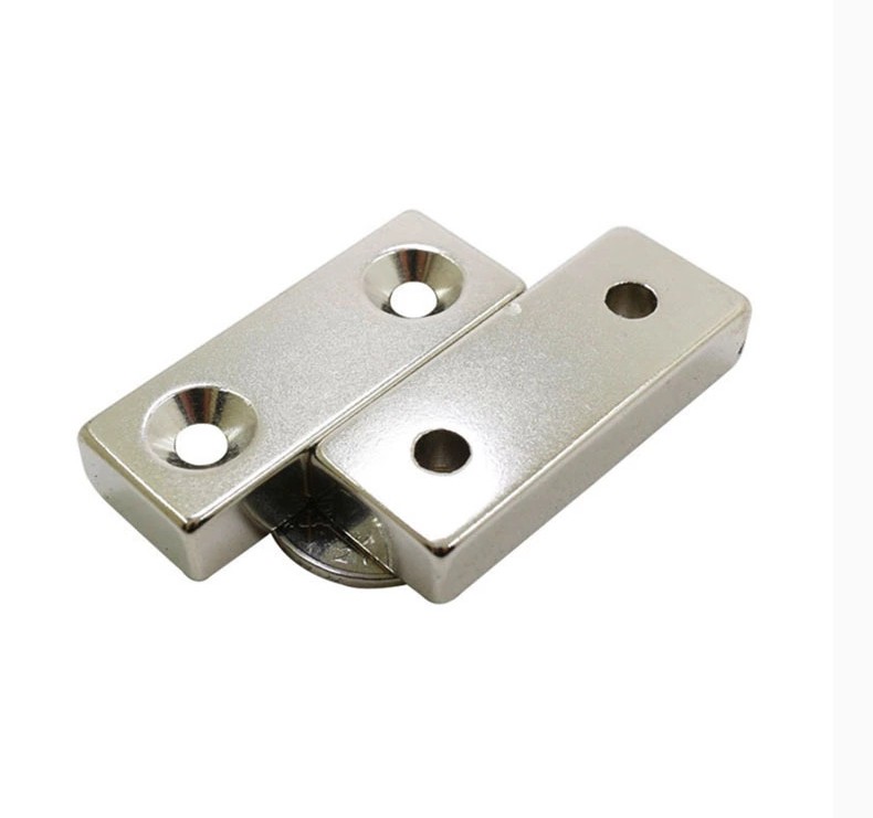 釹鐵硼強(qiáng)磁鐵廠(chǎng)家